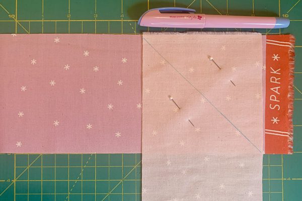 Stay_Gold_QAL_4th_Post_09_Join_Ends_BERNINA_WeAllSew_Blog_1200x800px