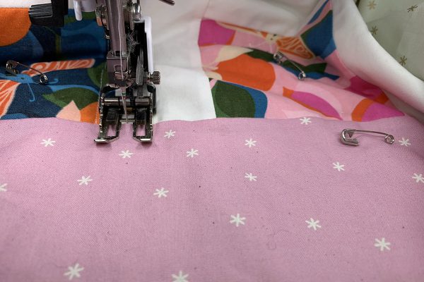 Stay Gold QAL_#5_Post_14_Backstitch_BERNINA_WeAllSew_Blog_1200x800px