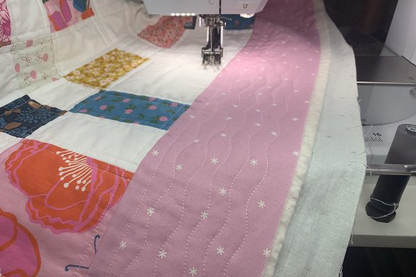 Stay Gold QAL_#5_Post_27_Border_Finished_BERNINA_WeAllSew_Blog_1200x800px