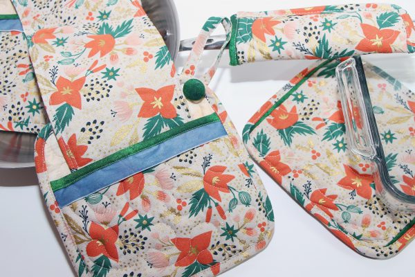 The Ultimate Double Oven Mitt