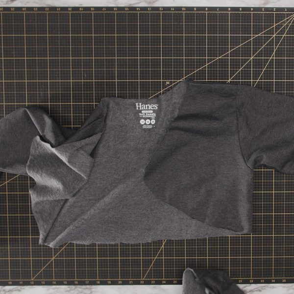 MTC_Sweatshirt_Upcycle_to_Bolero_05_Cut_Back_BERNINA_WeAllSew_Blog_1080x1080px