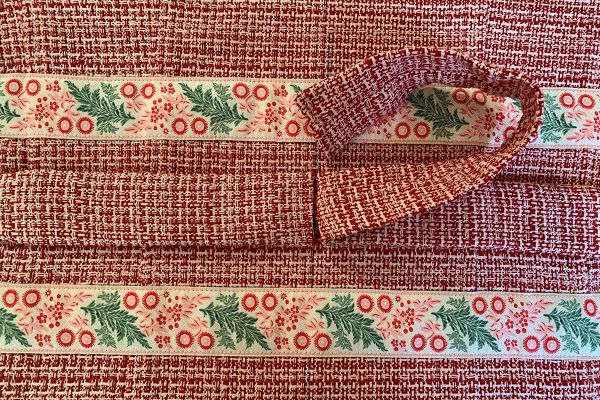 Upcycle Jacket into a Pillow - Repurpose_Clothing_into_Pillow_26_Fold_Back_Tie_BERNINA_WeAllSew_Blog_1200x800px