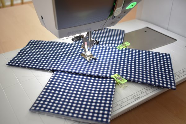 Fabric Pint Basket Tutorial by Erika Mulvenna
