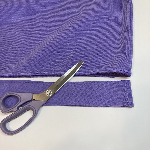 WAS_Sweatshirt_Bag_04_Cut_off_band_BERNINA_WeAllSew_Blog_1200x1200px
