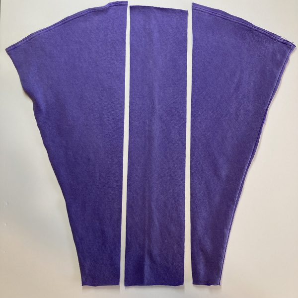 WAS_Sweatshirt_Bag_07_Cut_sleeves_BERNINA_WeAllSew_Blog_1200x1200px