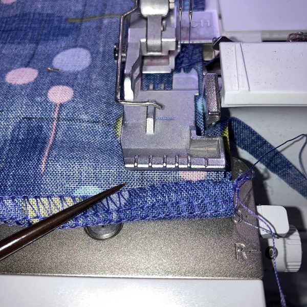 WAS_Sweatshirt_Bag_12_Sharp_corner_BERNINA_WeAllSew_Blog_1200x1200px