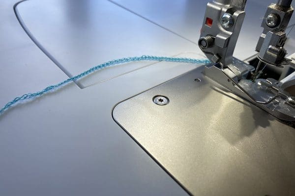 Overlocker_Jewelry_03_Test_stitches_BERNINA_WeAllSew_Blog_1200x800px