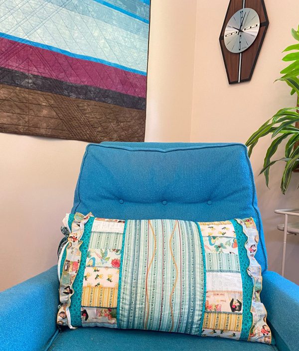 Create a Pillow with a Serger - Serger_Sampler_Pillow_01_Beauty_Shot_1200x1407px