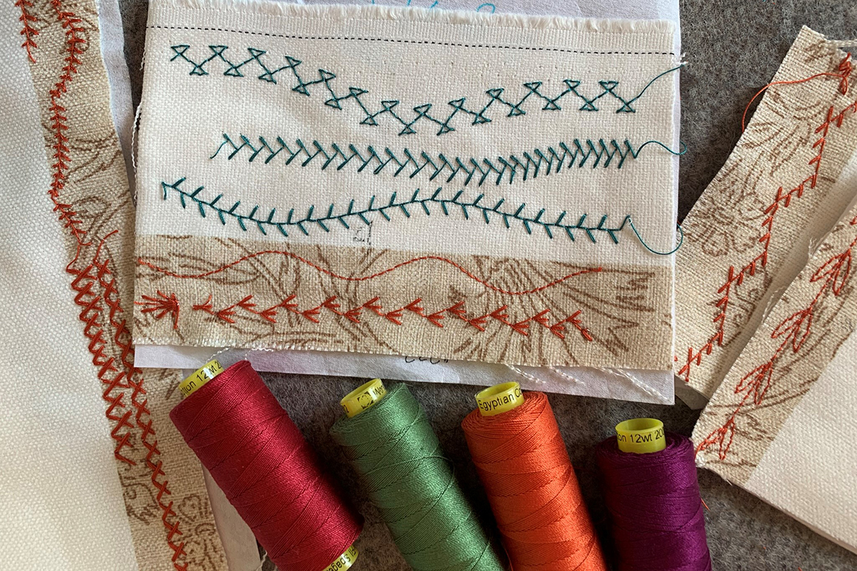 Decorative_Stitch_Placemat_07_Stitches_BERNINA_WeAllSew_1200x800px
