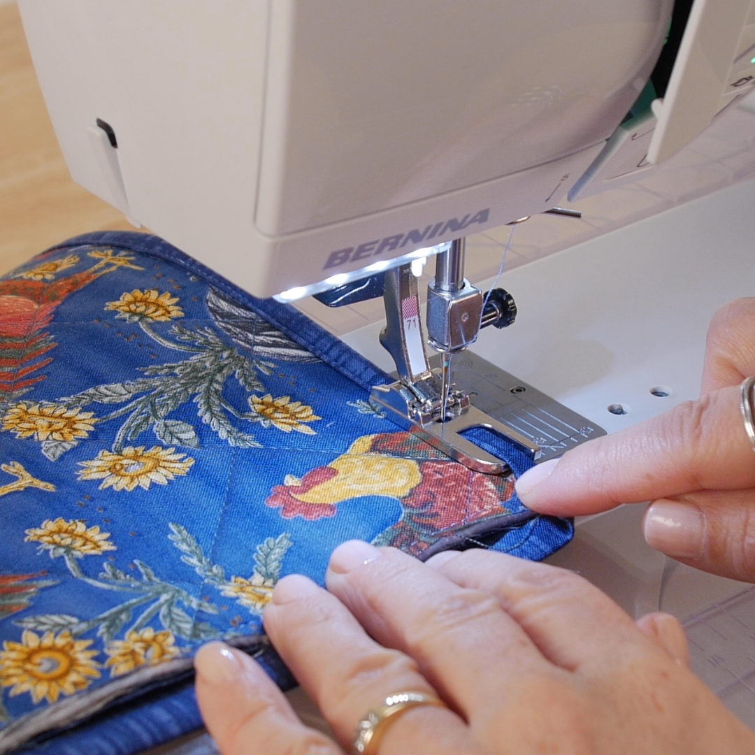 Lap_Seam_Bindfing_18_Stop_Two_Inches_from_Corner_BERNINA_WeAllSew_Blog_1080x1080px