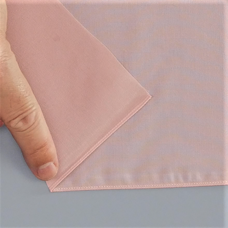WAS_3_Ways_to_Hem_10_Narrow_hem_on_fine_woven_BERNINA_WeAllSew_Blog_800x800px