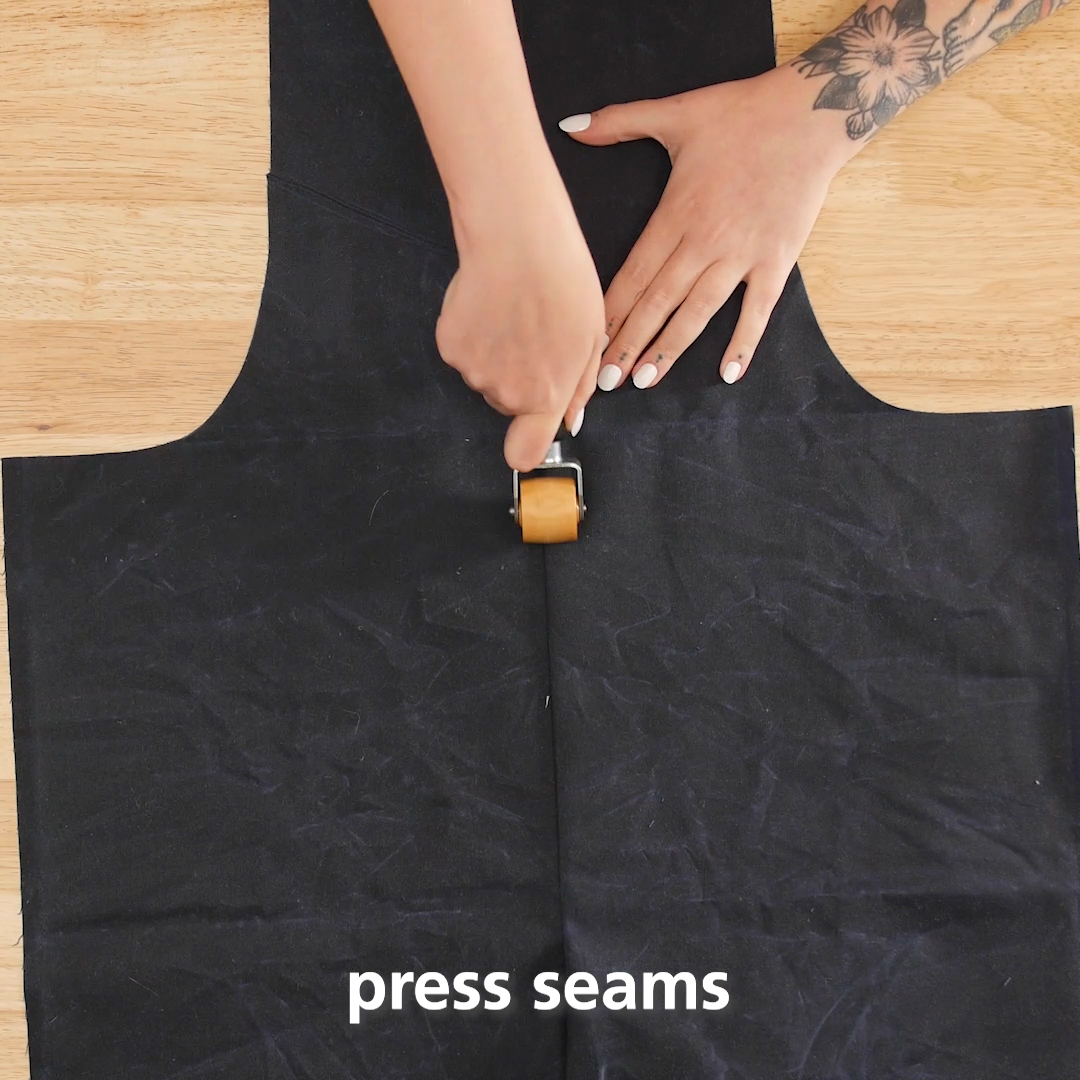 MTC_Project_Utility_Apron_15_Vent_Overlap_BERNINA_WeAllSew_Blog_1080x1080px