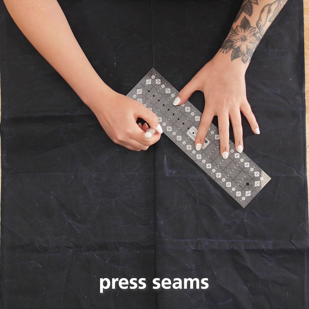 MTC_Project_Utility_Apron_17_Mark_Stitching_Line_BERNINA_WeAllSew_Blog_1080x1080px