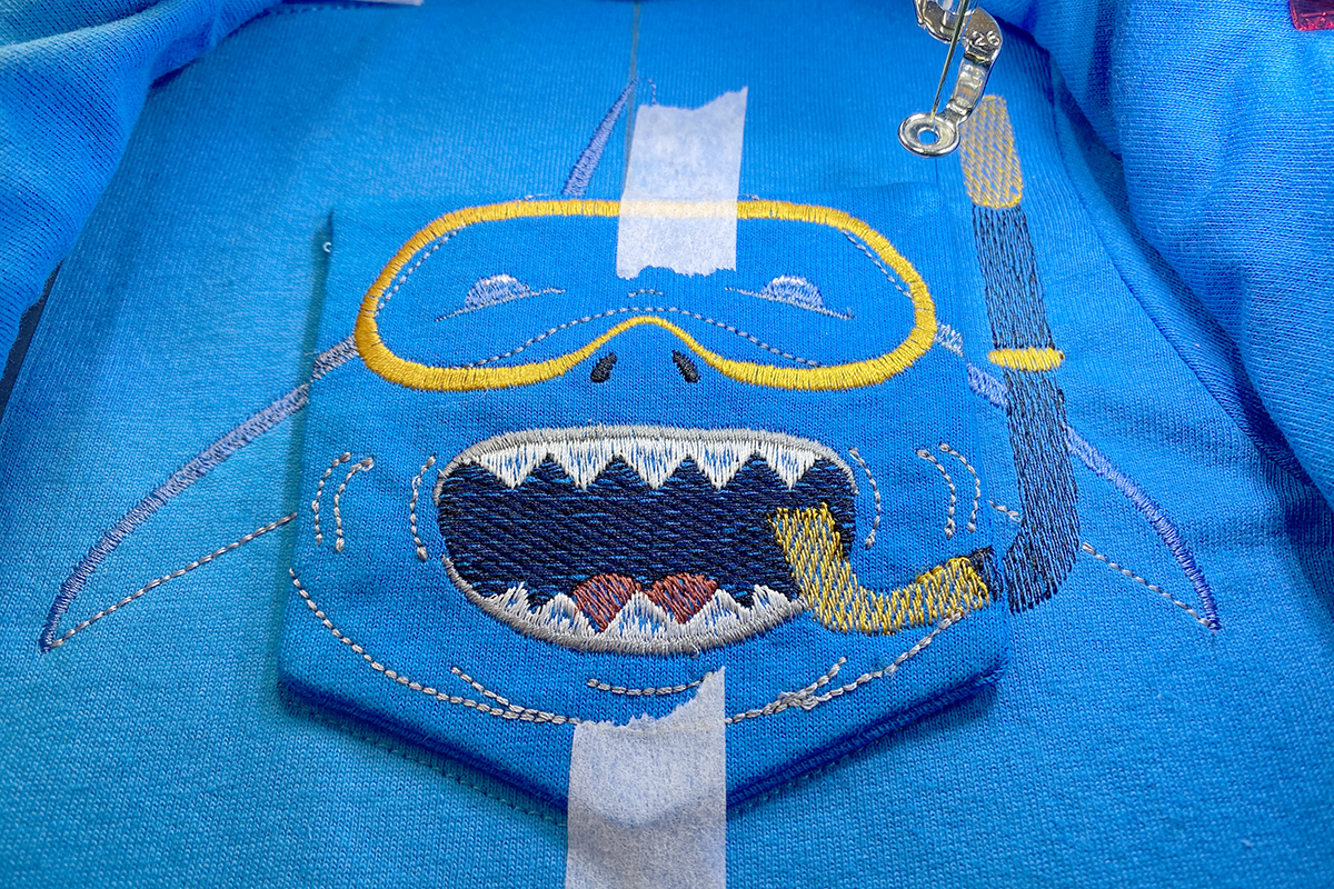 BCS_Pocket_Monster_Shirt_23_position_pocket_placementline_BERNINA_WeAllSew_Blog_1200x800px