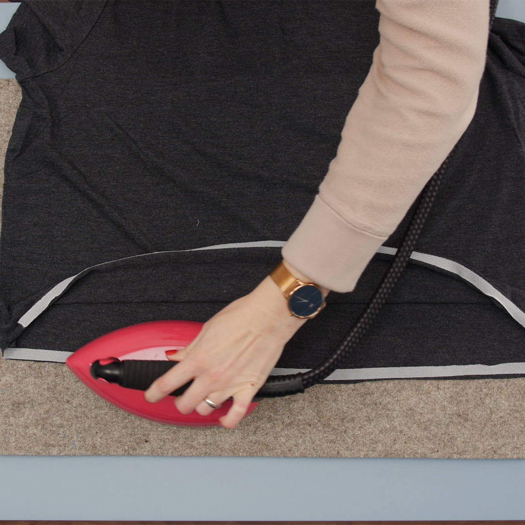 MTC_Twin_Needle_Hem_04_Fuse_Tape_BERNINA_WeAllSew_Blog_1080x1080px