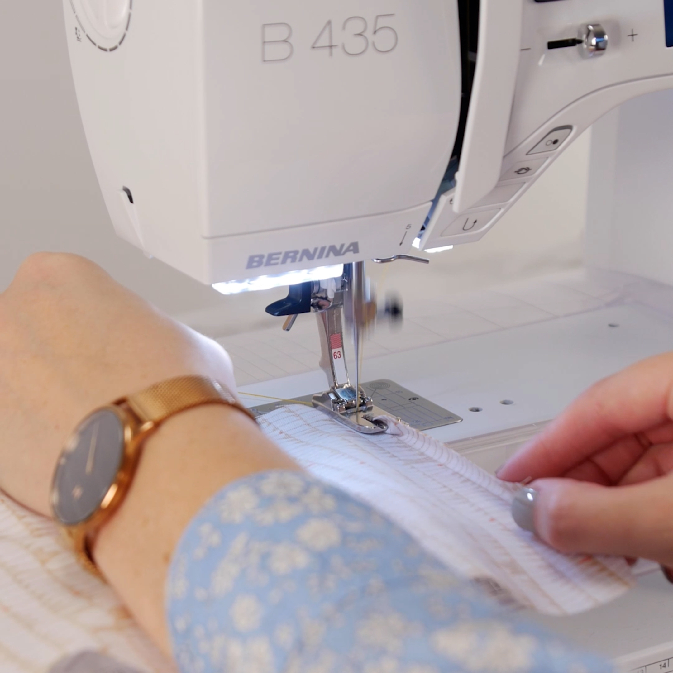 05 Feet for Sewing Doll Clothes pt2 hemming