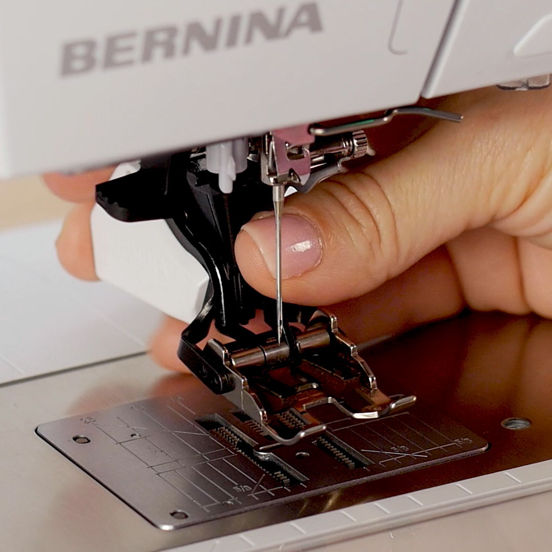 MTC_Binding_with_Ruffles_06_walking_foot_BERNINA_WeAllSew_Blog_1080x1080px