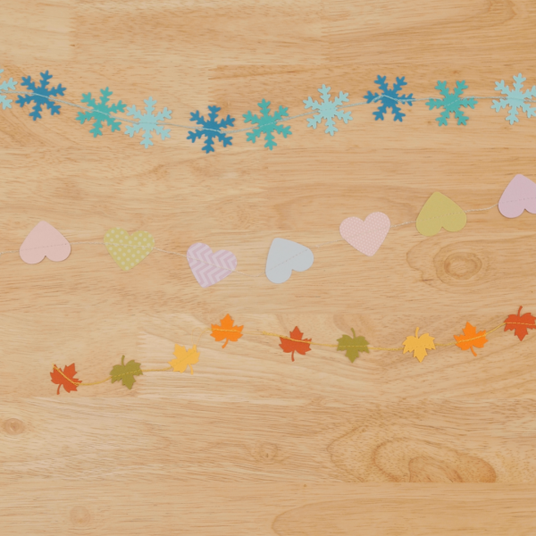 MTC_Chainstitch_Garland_01_Chainstitch_garland_beauty_shot_BERNINA_WeAllSew_Blog_1080x1080px-300x300@2x