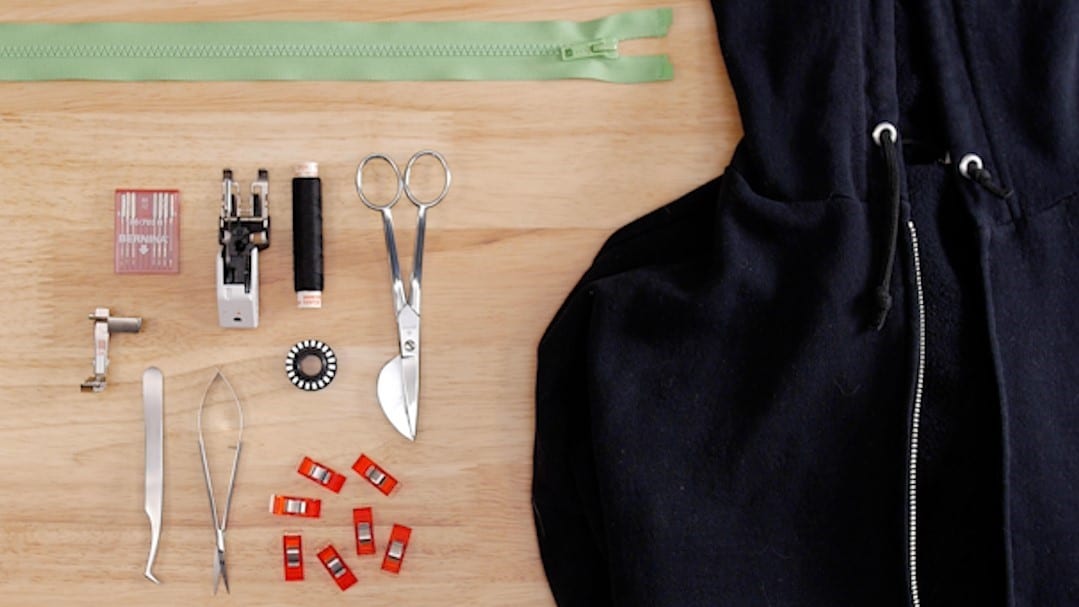 Mending Hoodie_01