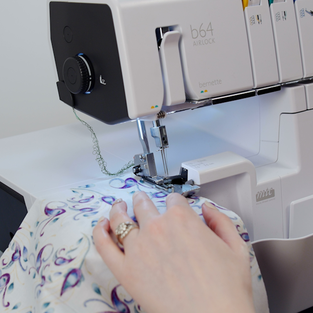 MTC_Tulle_Skirt_08_OL_Side_Seams_BERNINA_WeAllSew_Blog_1080x1080px