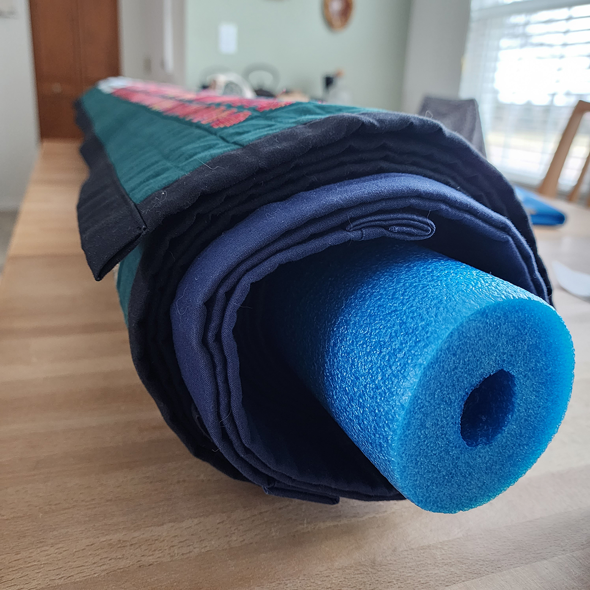 b05_CRAFTER_MYOG_02_quilt_roll_BERNINA_WeAllSew_Blog_1200x1200px