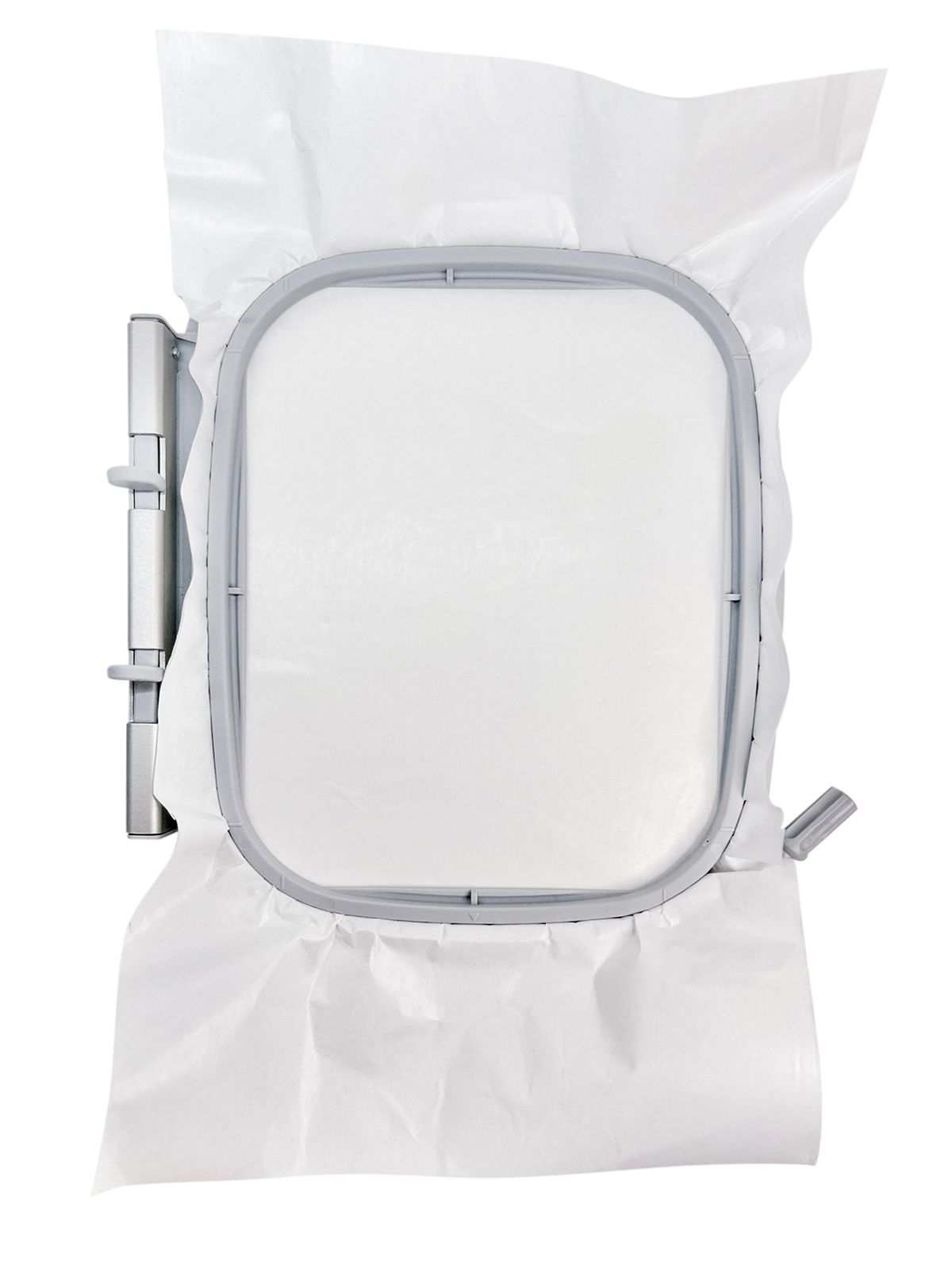 Neoprene_Lunch_Tote_Embroidery_15_hoop_with_stabilstick_BERNINA_WeAllSew_Blog_1200x1600px.JPEG