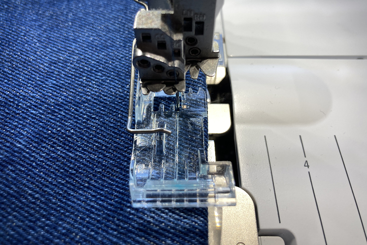 Serger_Tic_Tac_Toe_#2_23_Edgestitching_TTT_WAS_BERNINA_WeAllSew_Blog_1200x800px