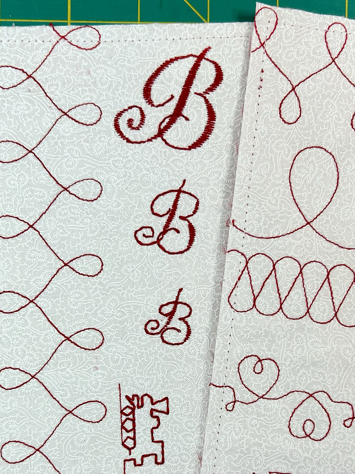 Sideways_Motion_Foot_#40C_10_B_sewn_in_3_sizes_BERNINA_WeAllSew_Blog_1200x1600px