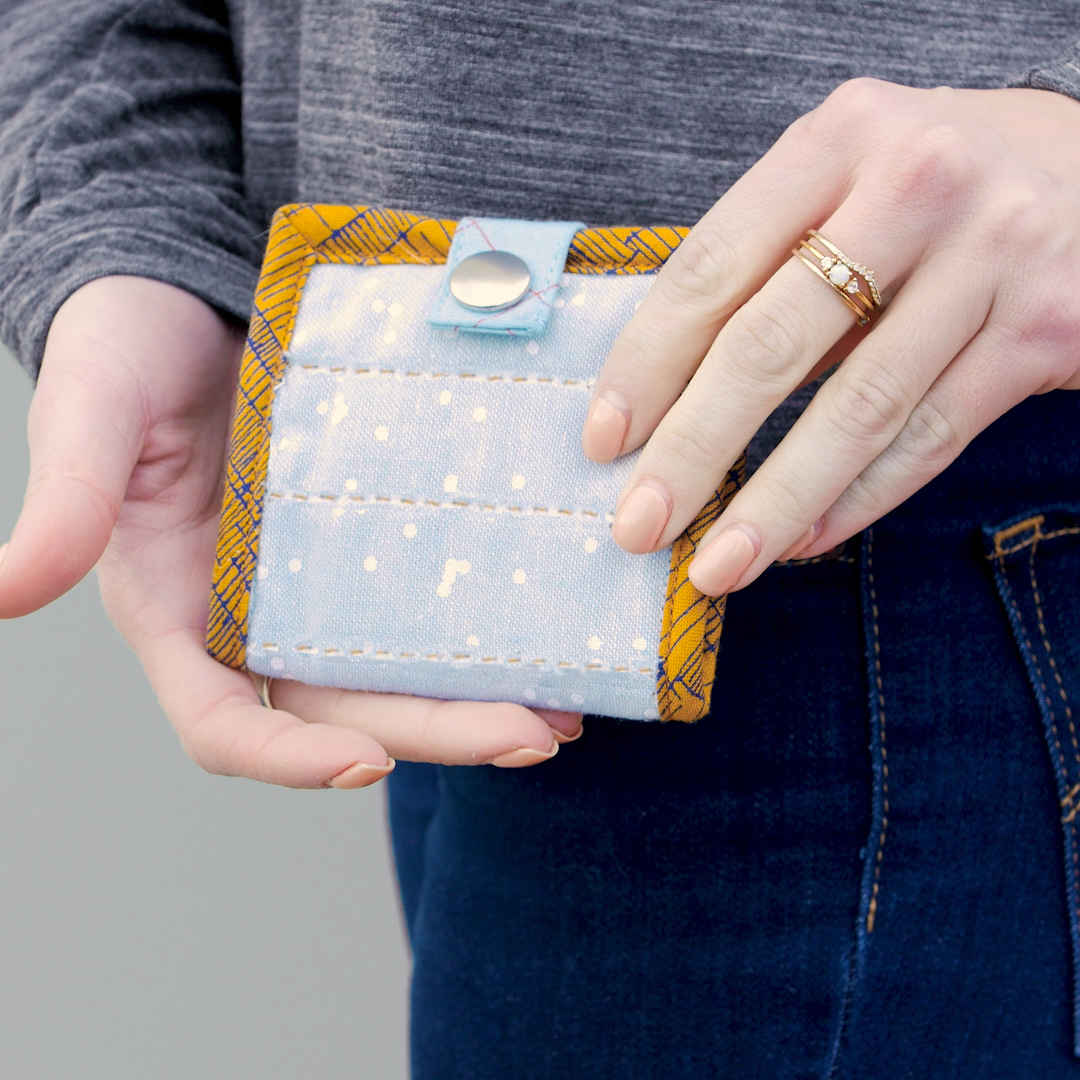 Hand-Look-Quilted-Wallet-1080-x-1080-BERNINA-We-All-Sew-Blog-01-finished