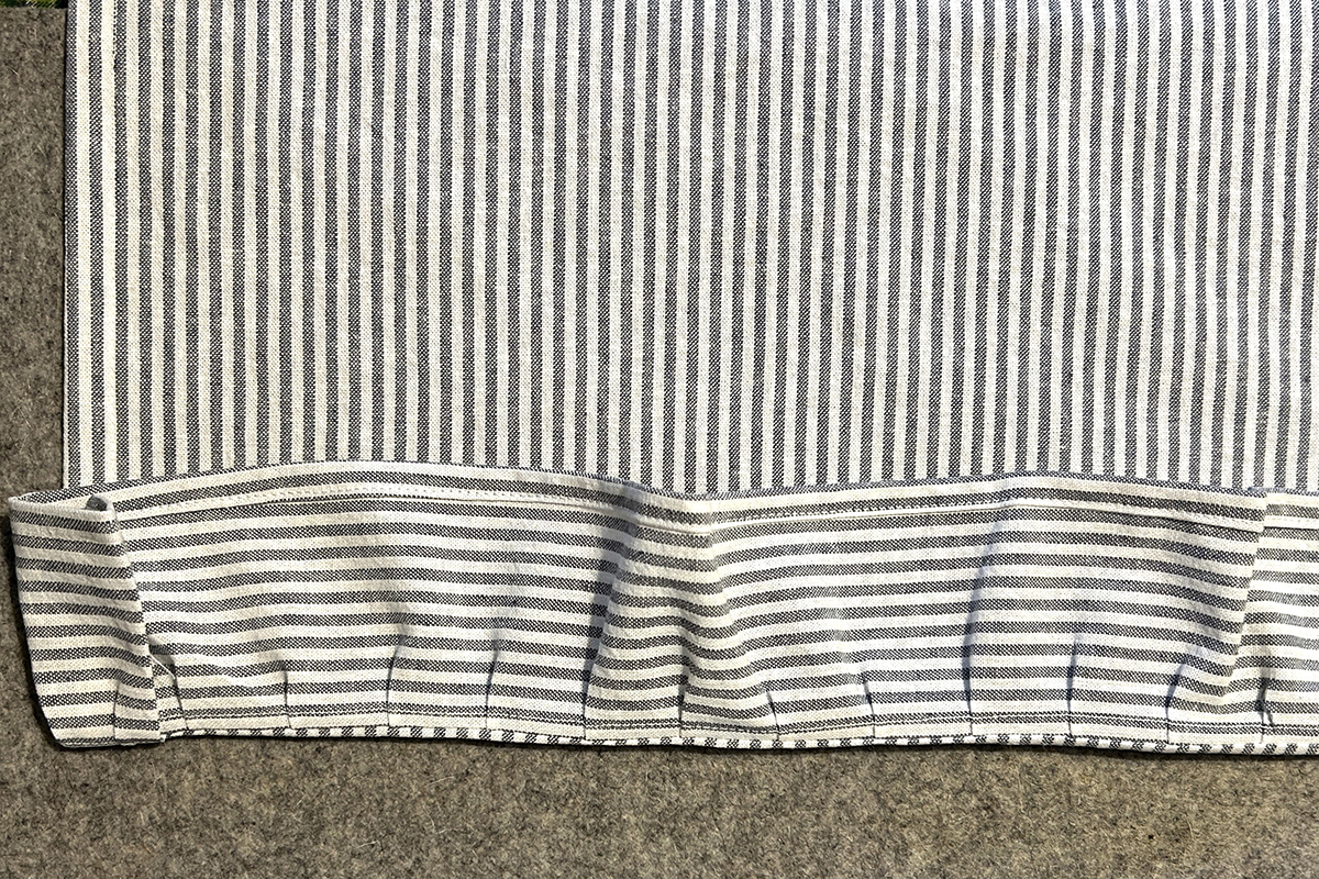Modern_Farmhouse_Kitchen_Towels_30b_ruffle_folded_up_to_cover_raw_edges_BERNINA_WeAllSew_Blog_1200x800px