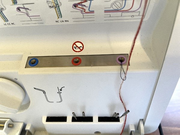 Decorative_Thread_Overlocker_08_Thread_Cradle_Dec_Thr_Double_Time_WAS_EDITED_BERNINA_WeAllSew_Blog_1200x800px.JPG