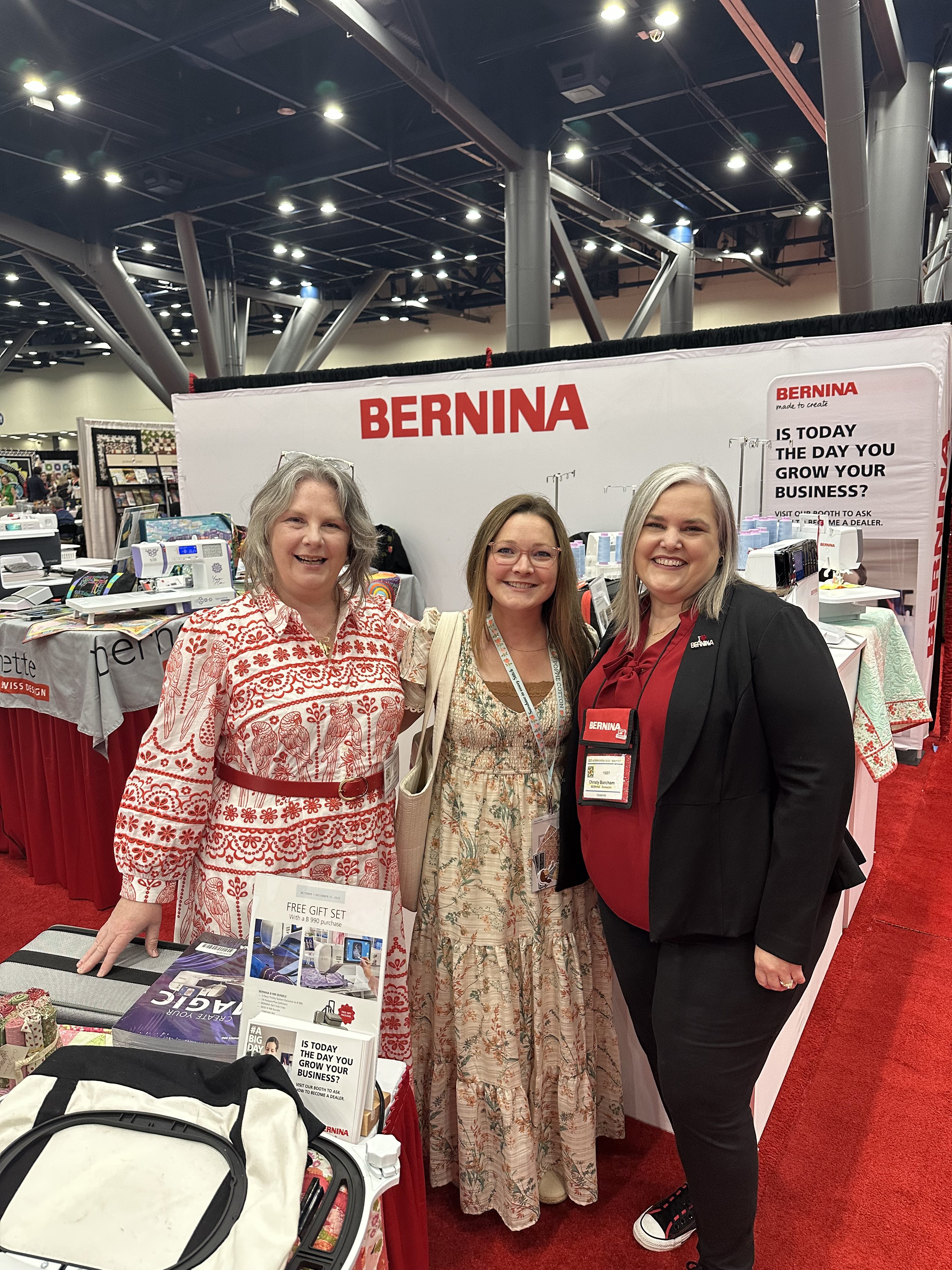 BERNINA Ambassador Maelynn Wood with educators
