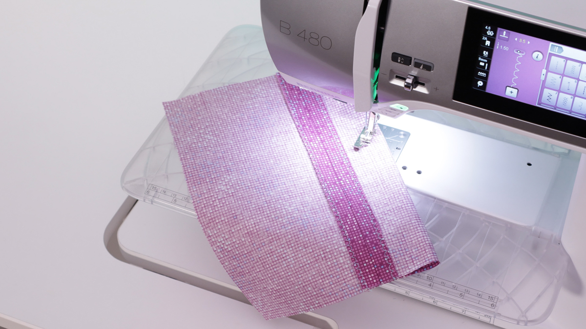 Sewing machine with finished seam allowance