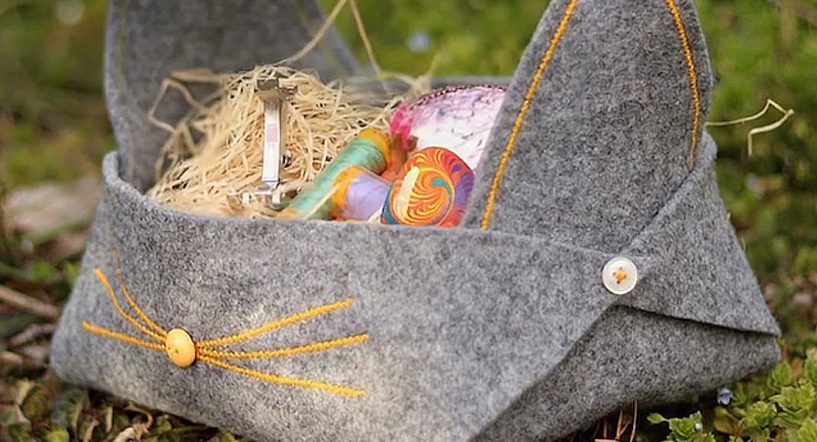 Egg in Basket for WeAllSew Egg Hunt