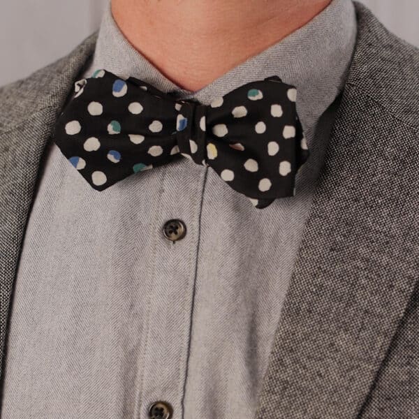bow tie